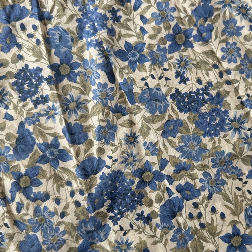ANNA MARIA PALETTI Floral Blue and White cotton sleeveless shirt - Picture 5 of 6